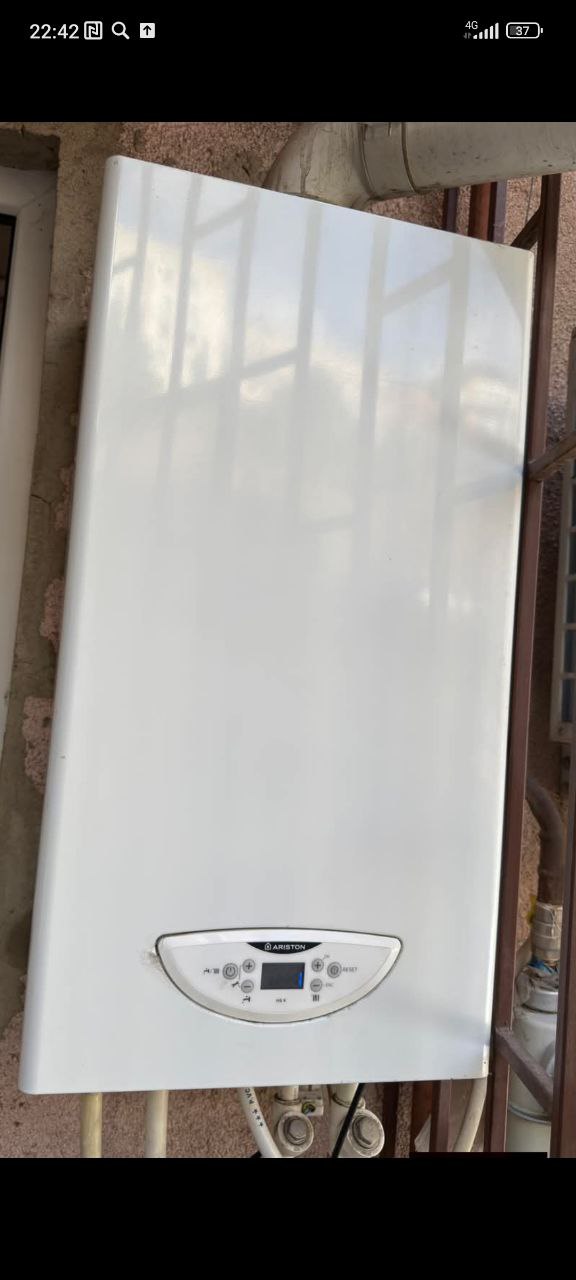 Ariston газовый котёл