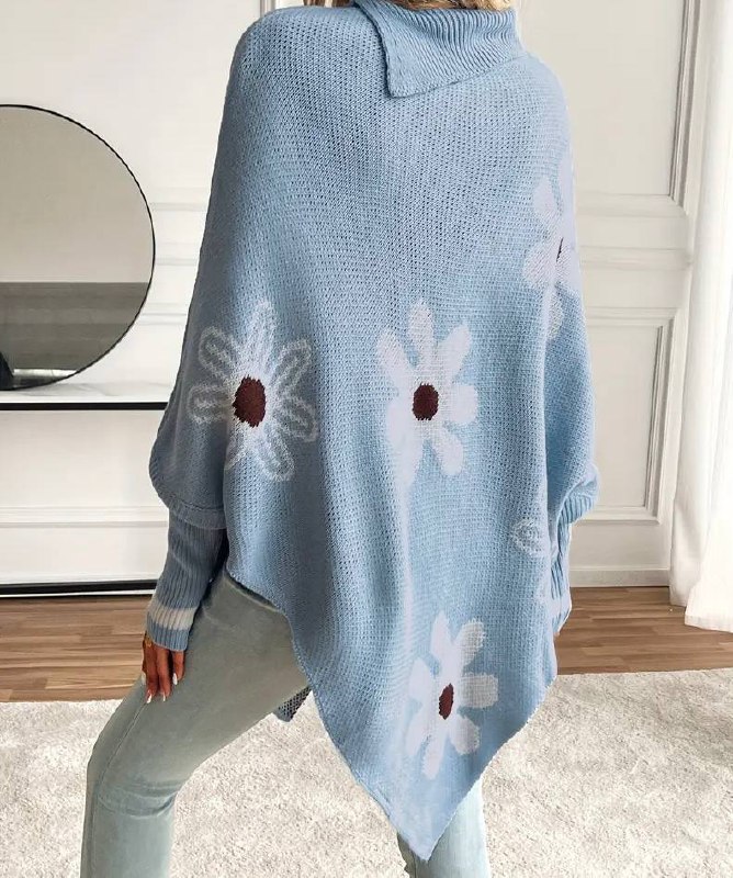 Пончо-свитер с длинными рукавами