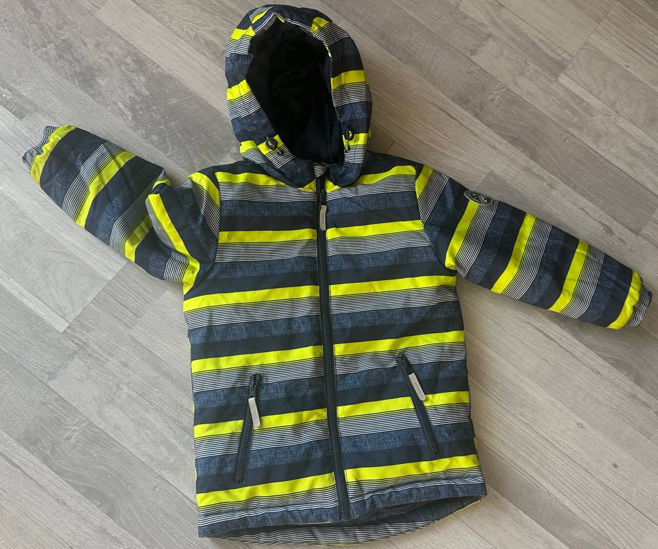 Куртка демисезонная