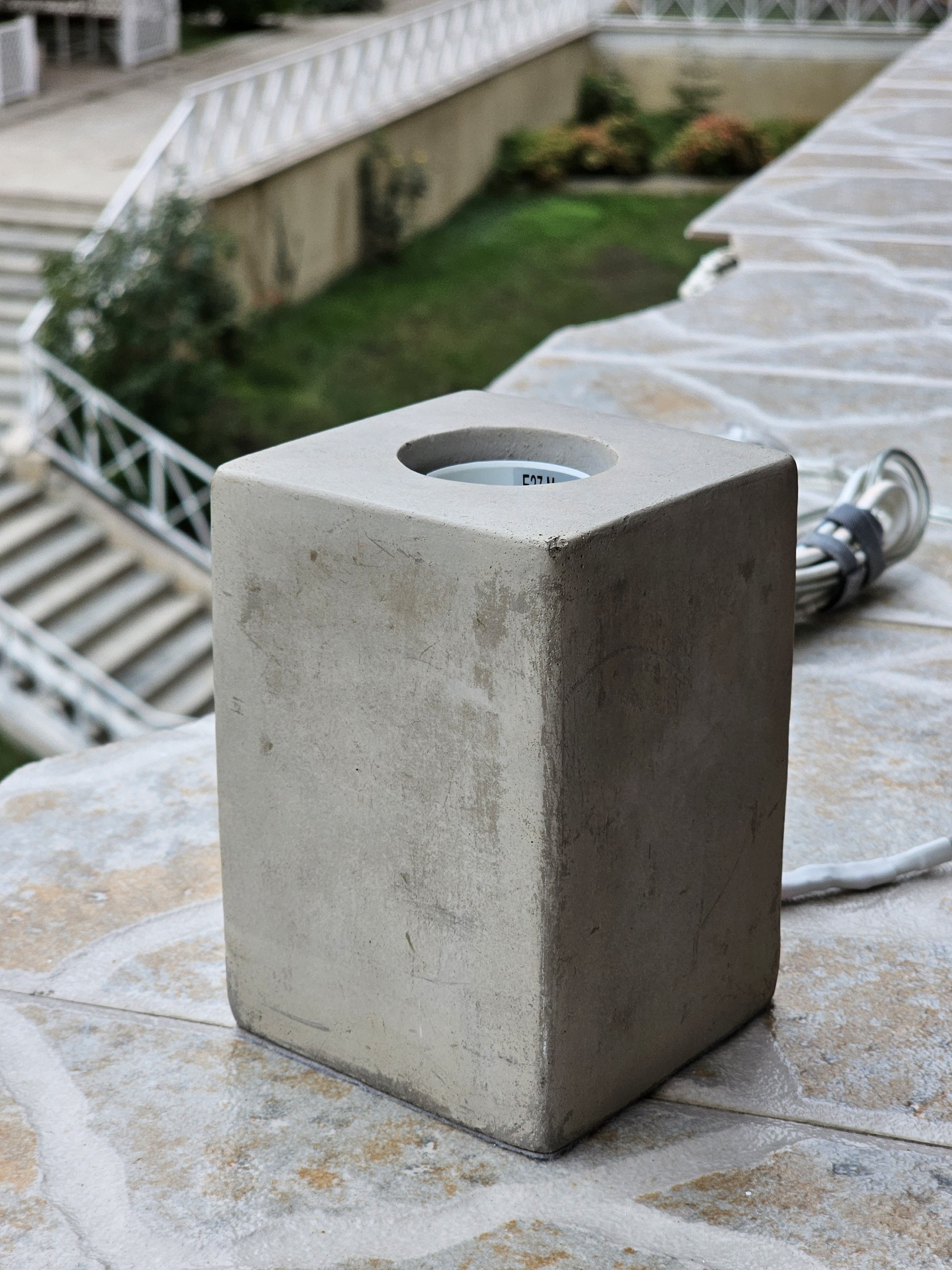 Торшер/ настольная лампа. Бетонный