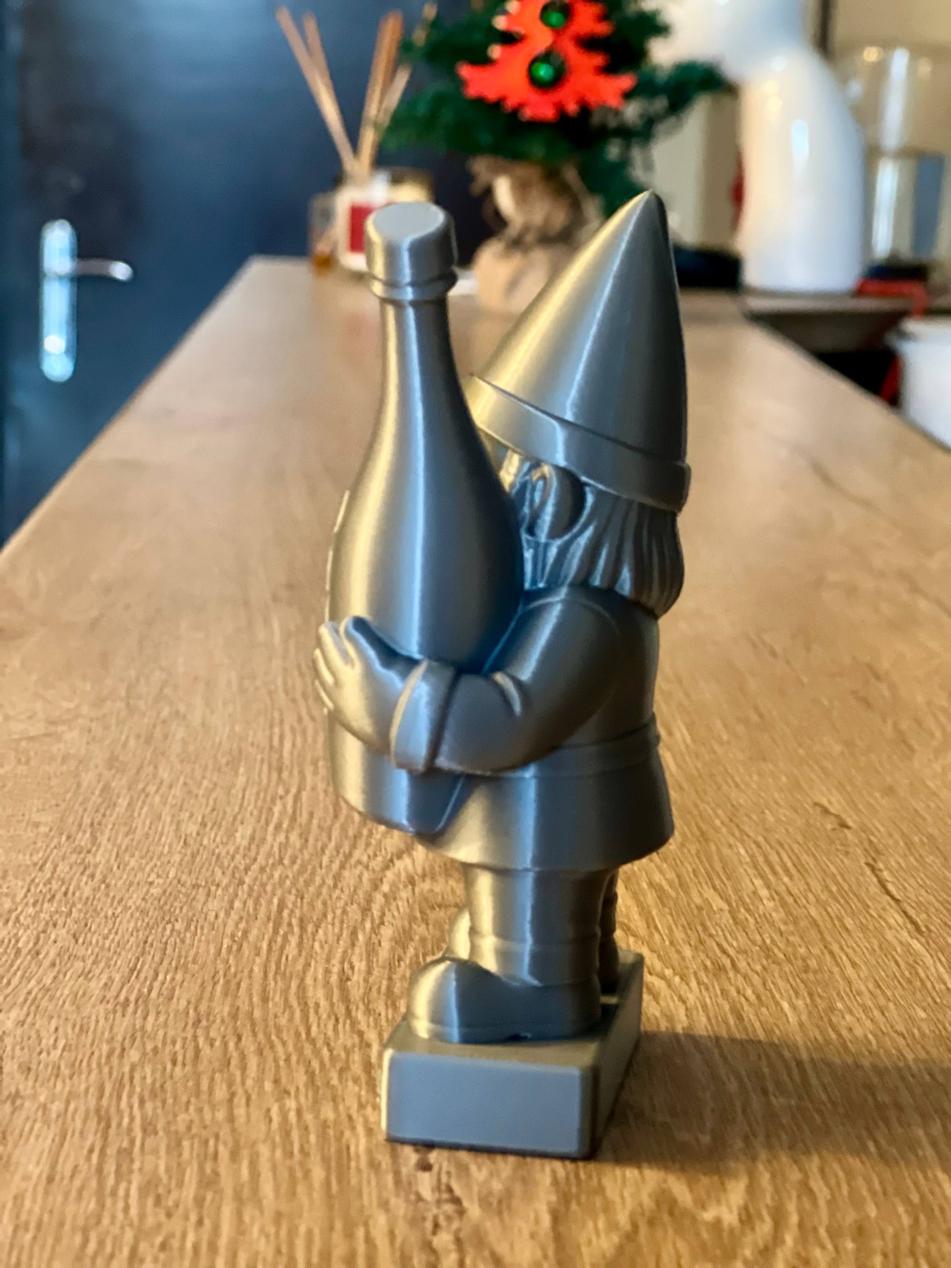 Новогодняя игрушка деда мороза