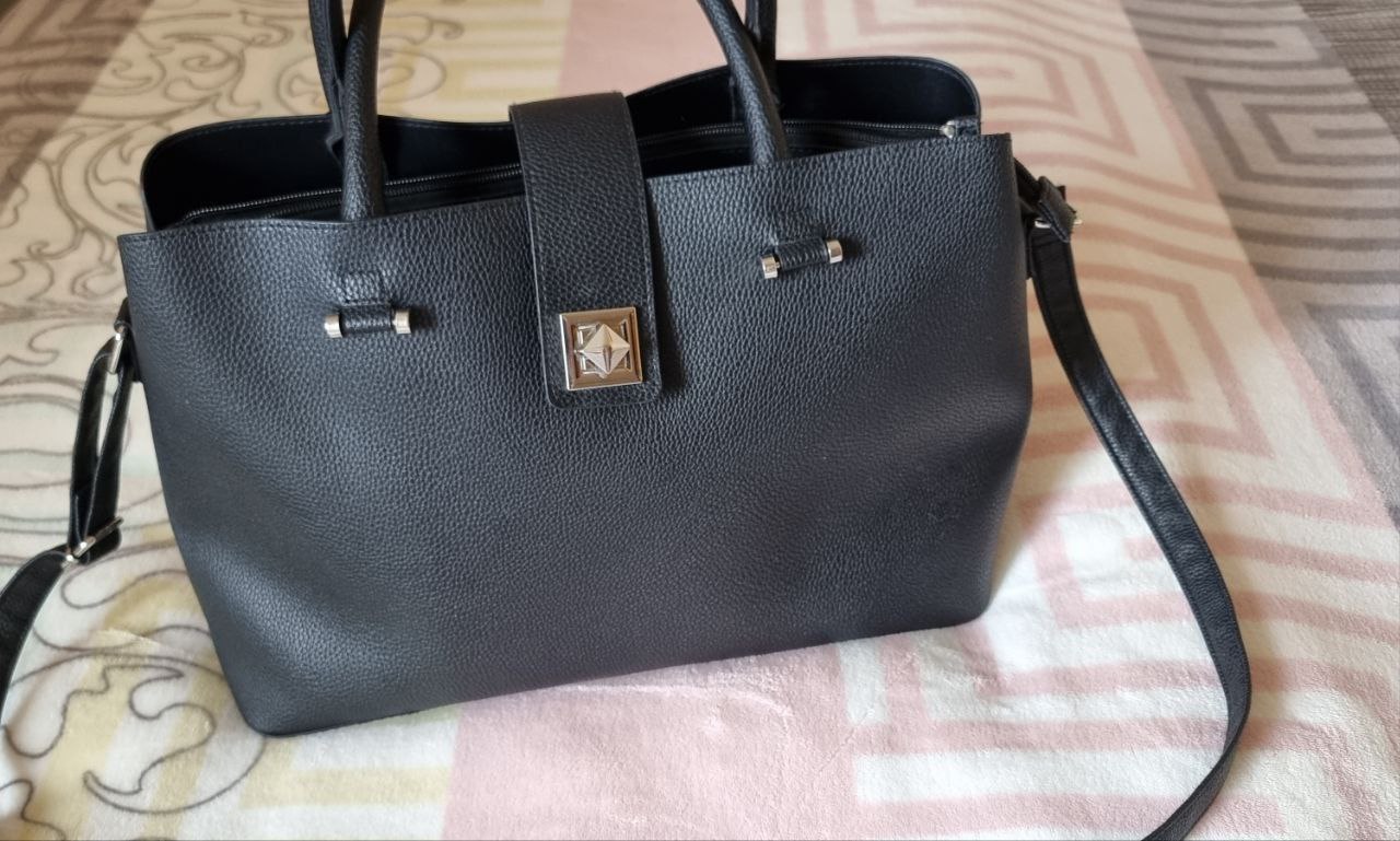 Сумка женская в идеальном состоянии