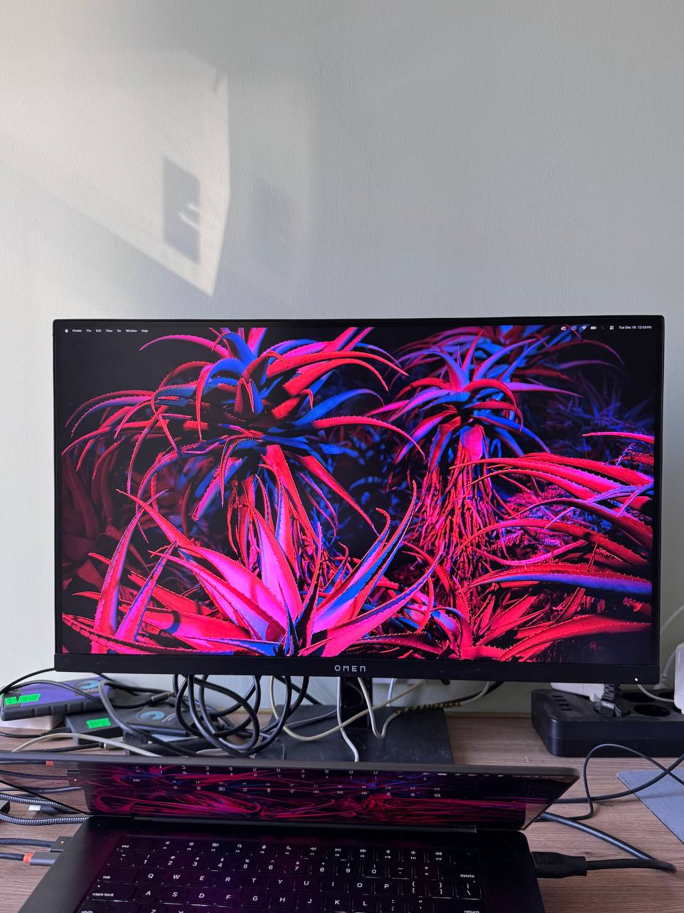 Монитор HP OMEN 27q (2K, 165Hz, IPS)