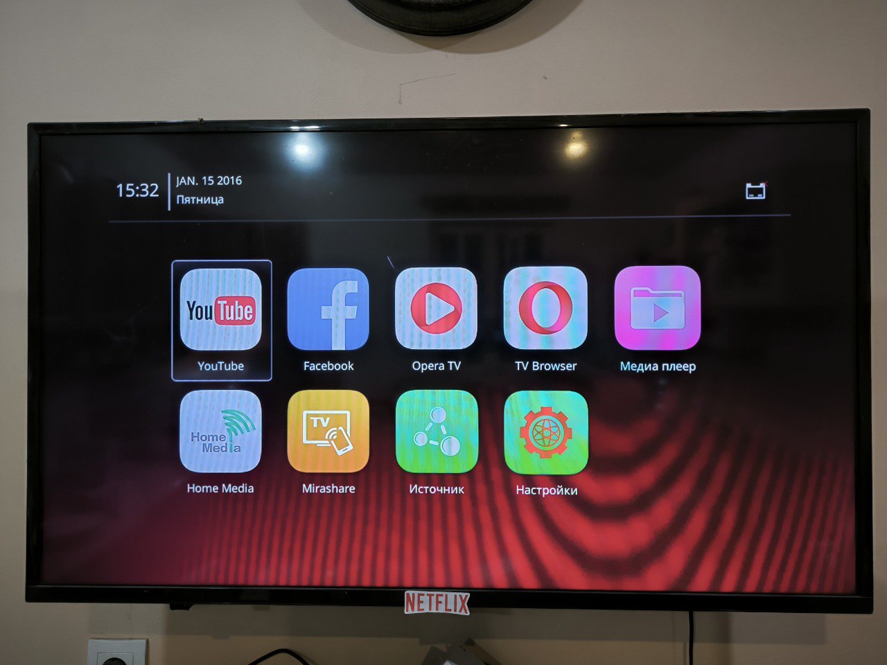 Телевизор 42 дюйма FullHD 1080p