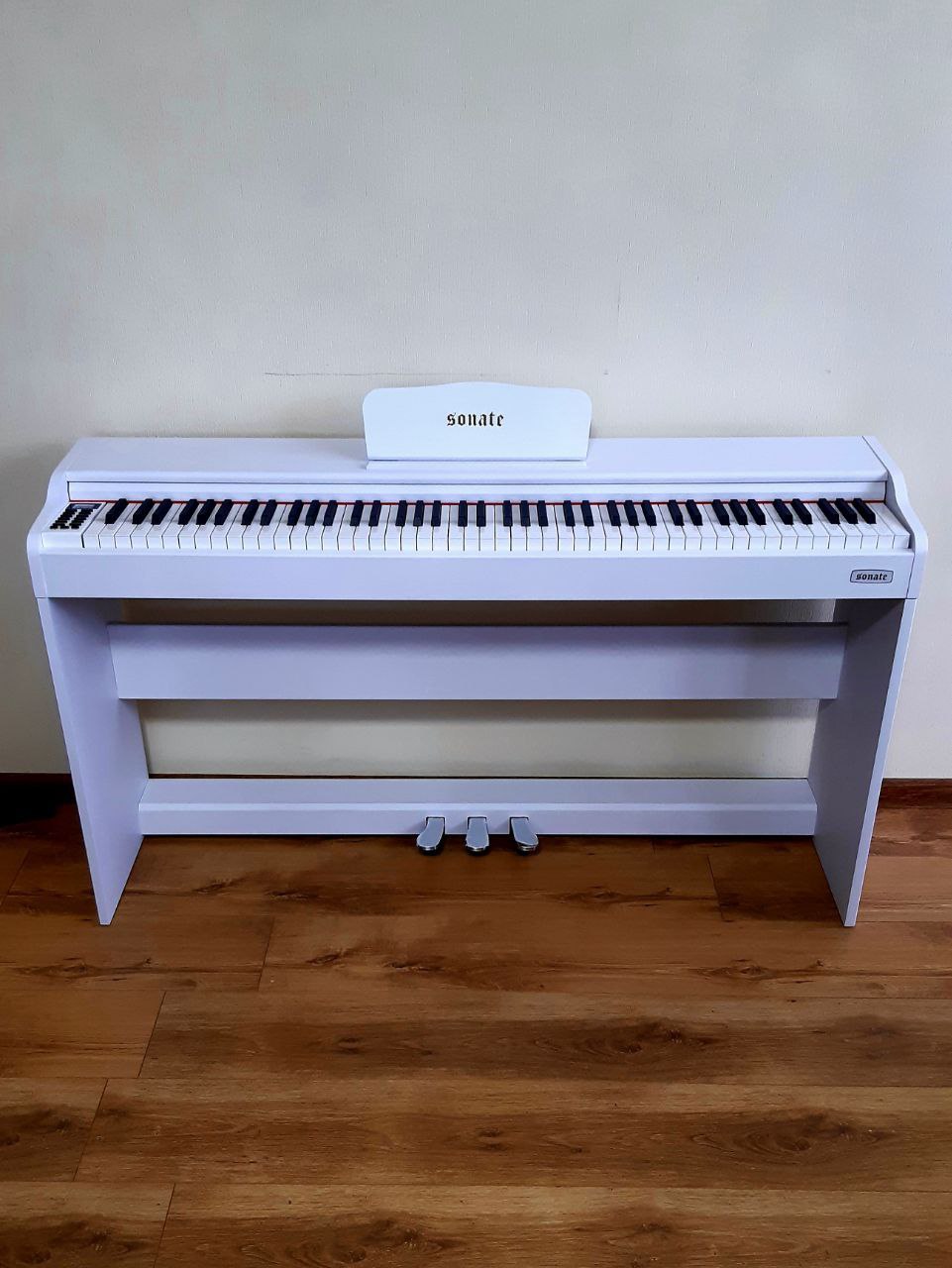 Музыкальные инструменты в аренду