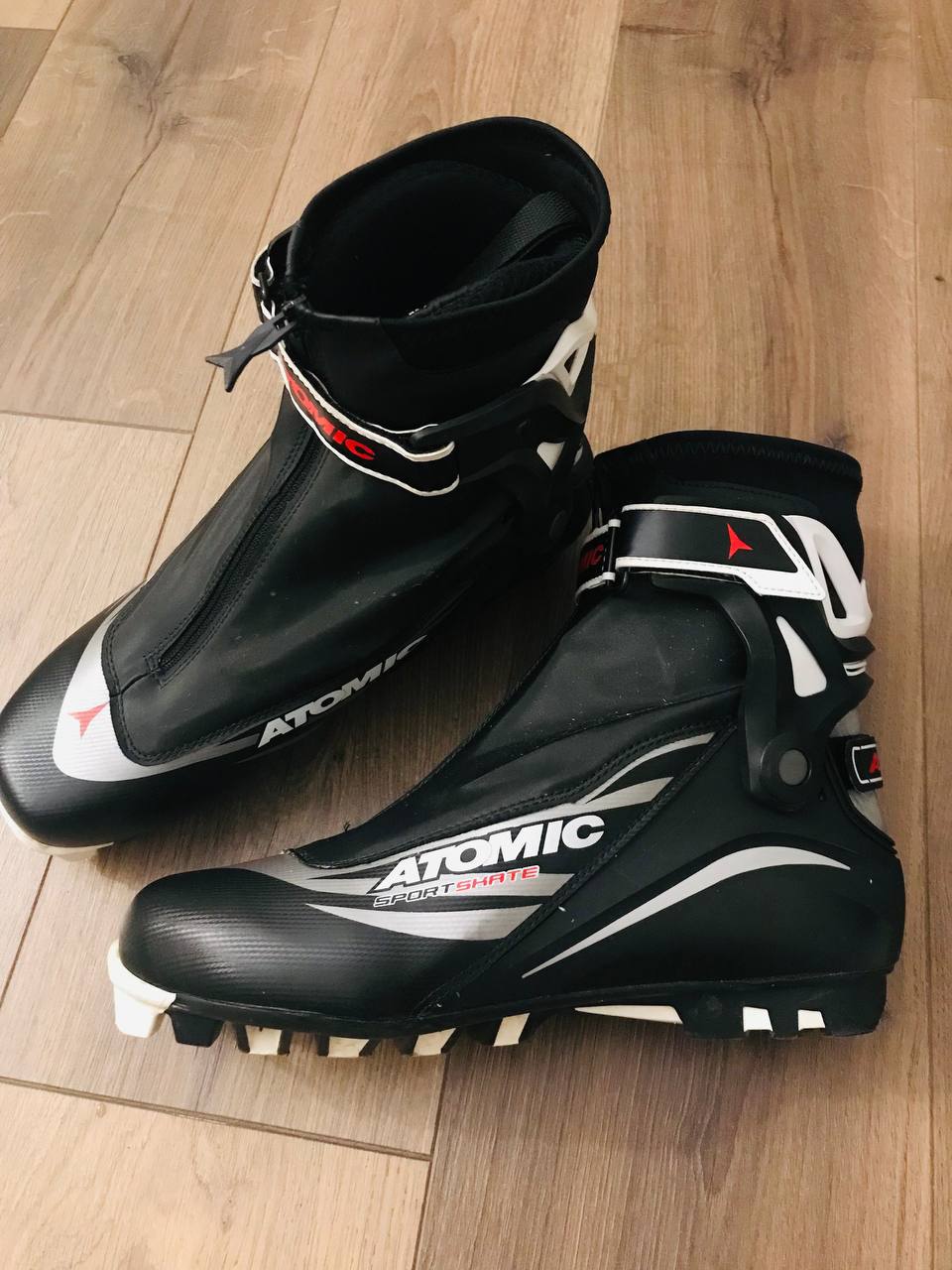 Ботинки лыжные ATOMIC для беговых лыж