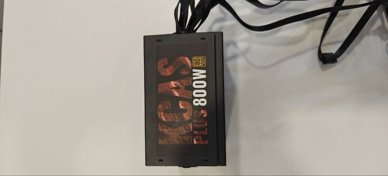 Микрофон и паутина