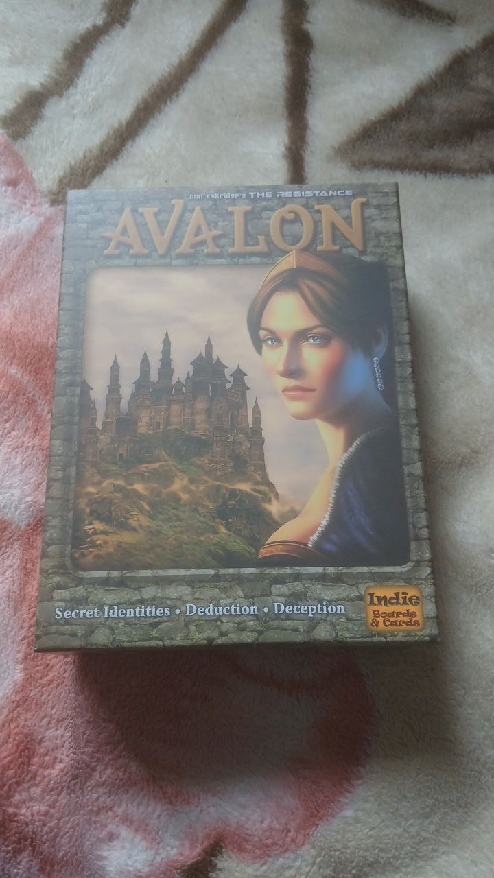 Настольная игра Avalon (The Resistance: Avalon)