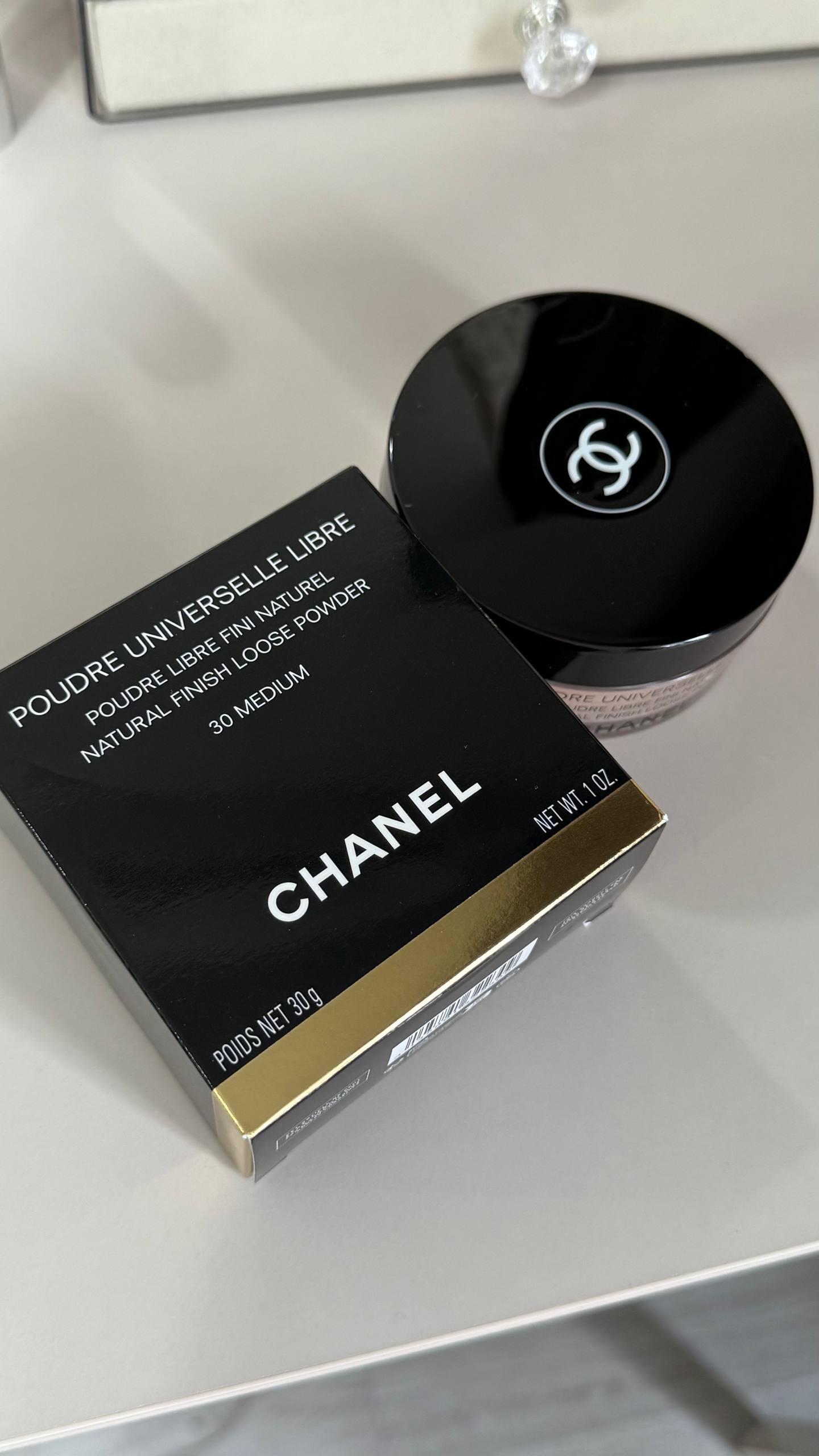 Рассыпчатая пудра CHANEL оттенок 030