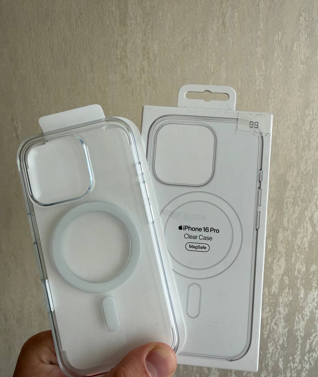 Оригинальный MagSafe кейс на Iphone 16 Pro