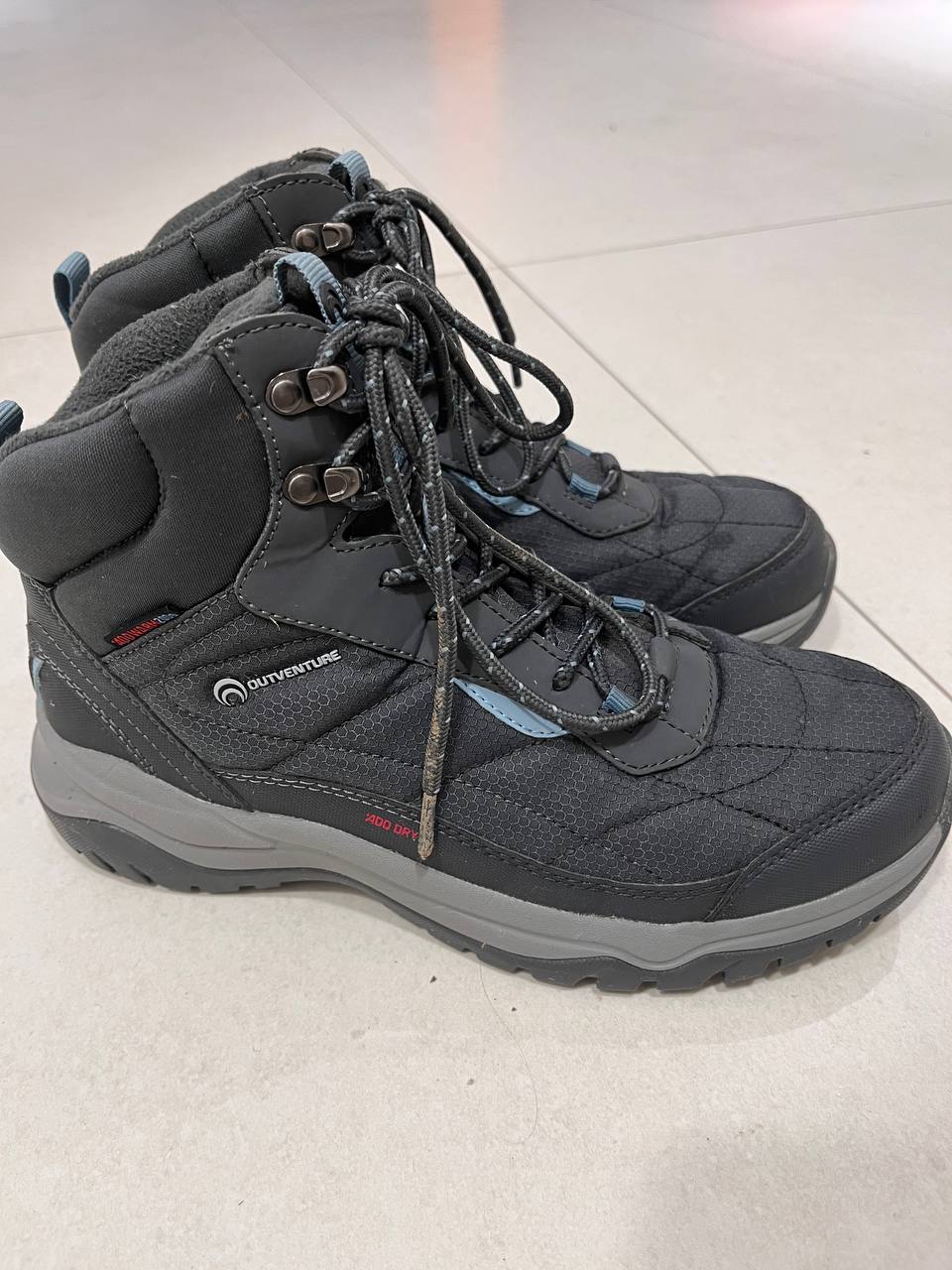 Утепленные трекинговые ботинки QUECHUA, р.39