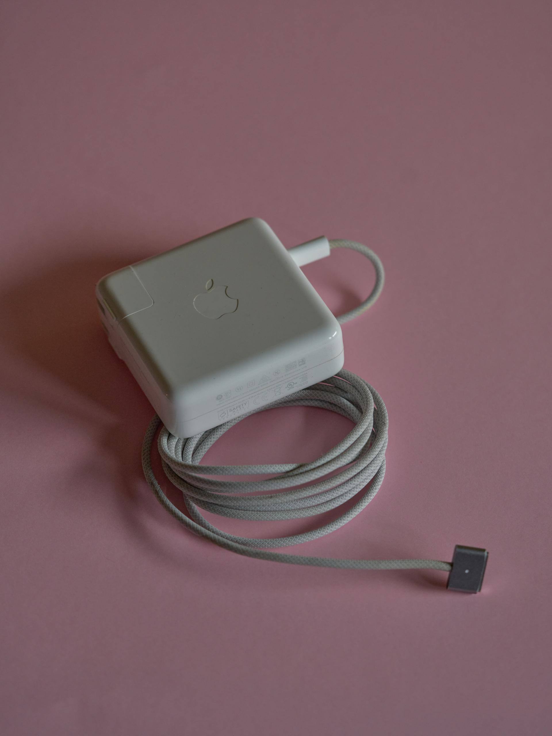 Apple 96W USB-C Power Adapter + оригинальный USB-C кабель