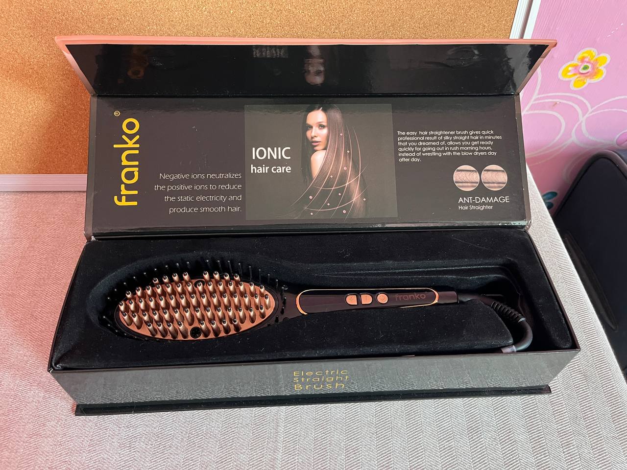 Выпрямитель для волос расческа