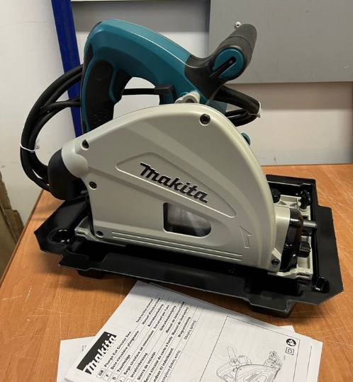 Погружная дисковая пила Makita 6000