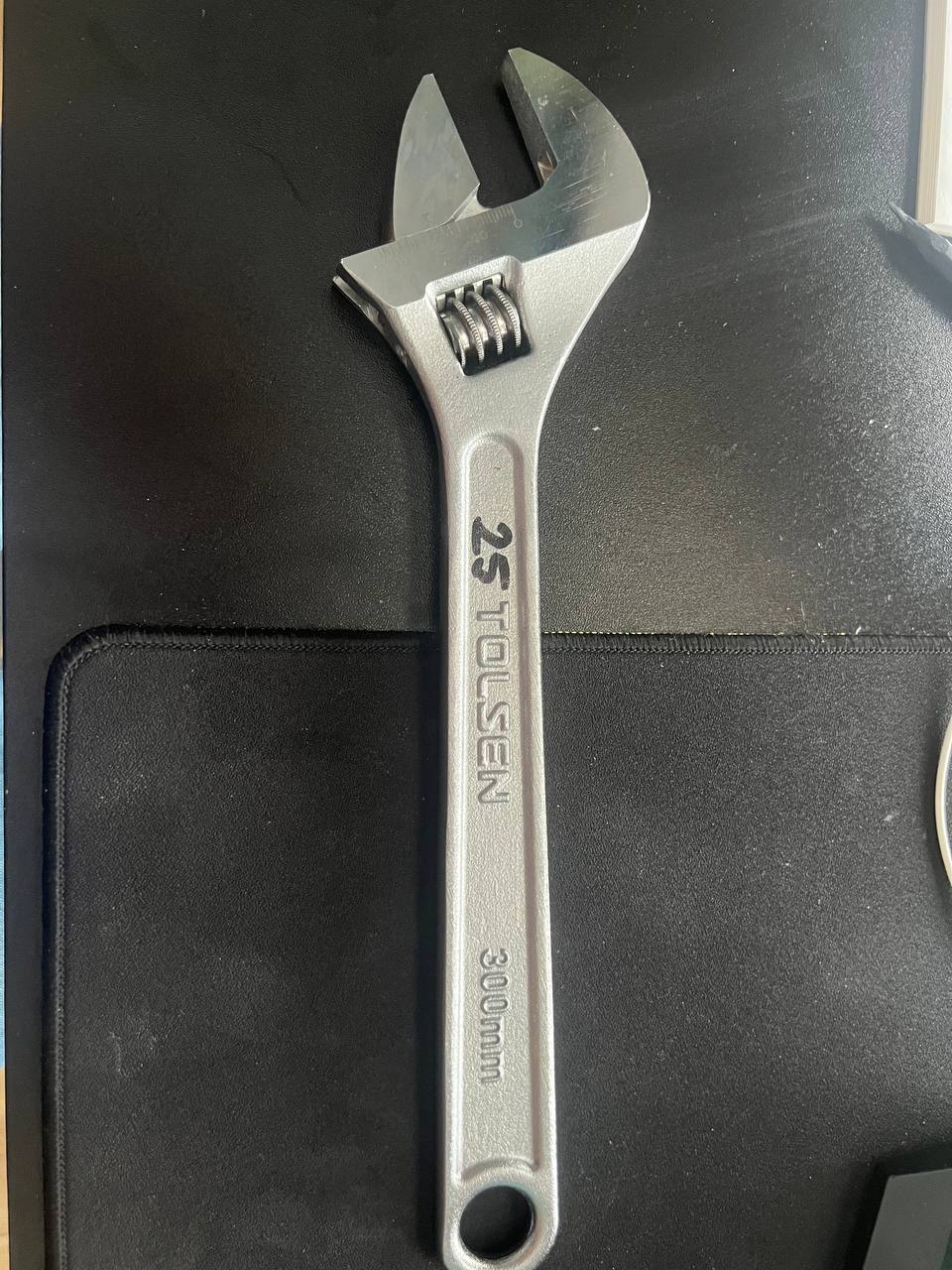 Гаечный ключ