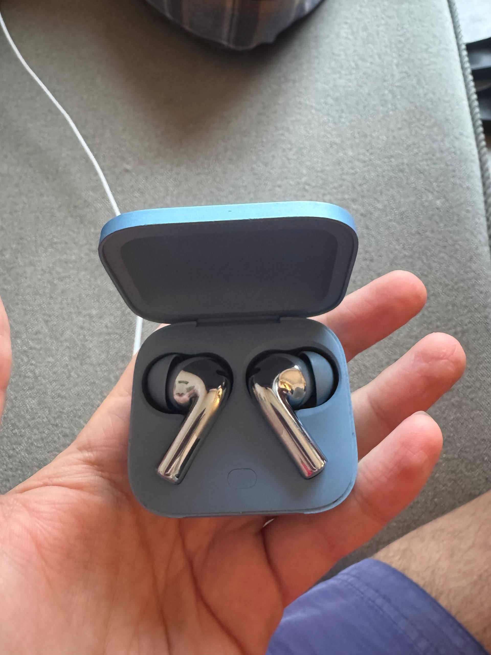 Наушники OnePlus Buds 3