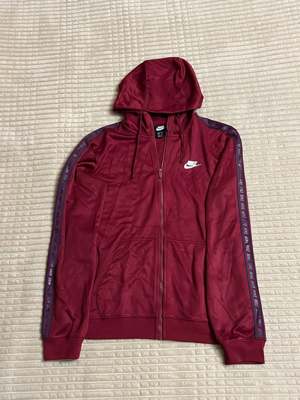 оригинальный Nike в идеальном состоянии