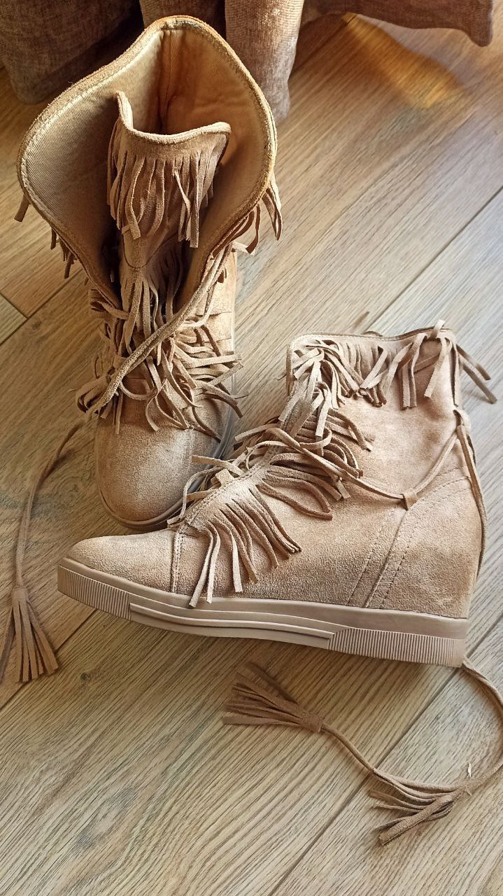 Пальто цвета Бургундия