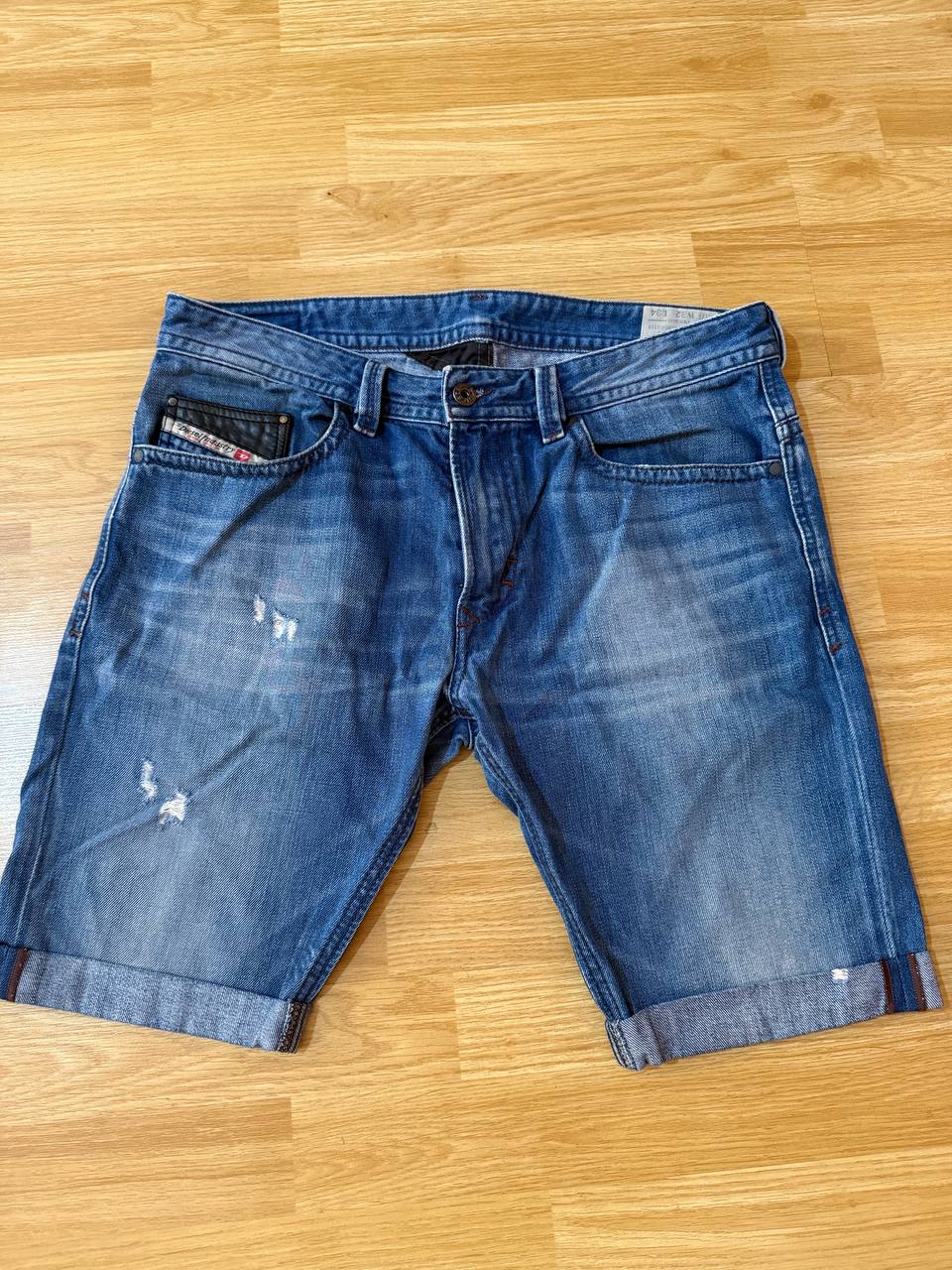 Джинсовые шорты мужские Diesel размер L 34