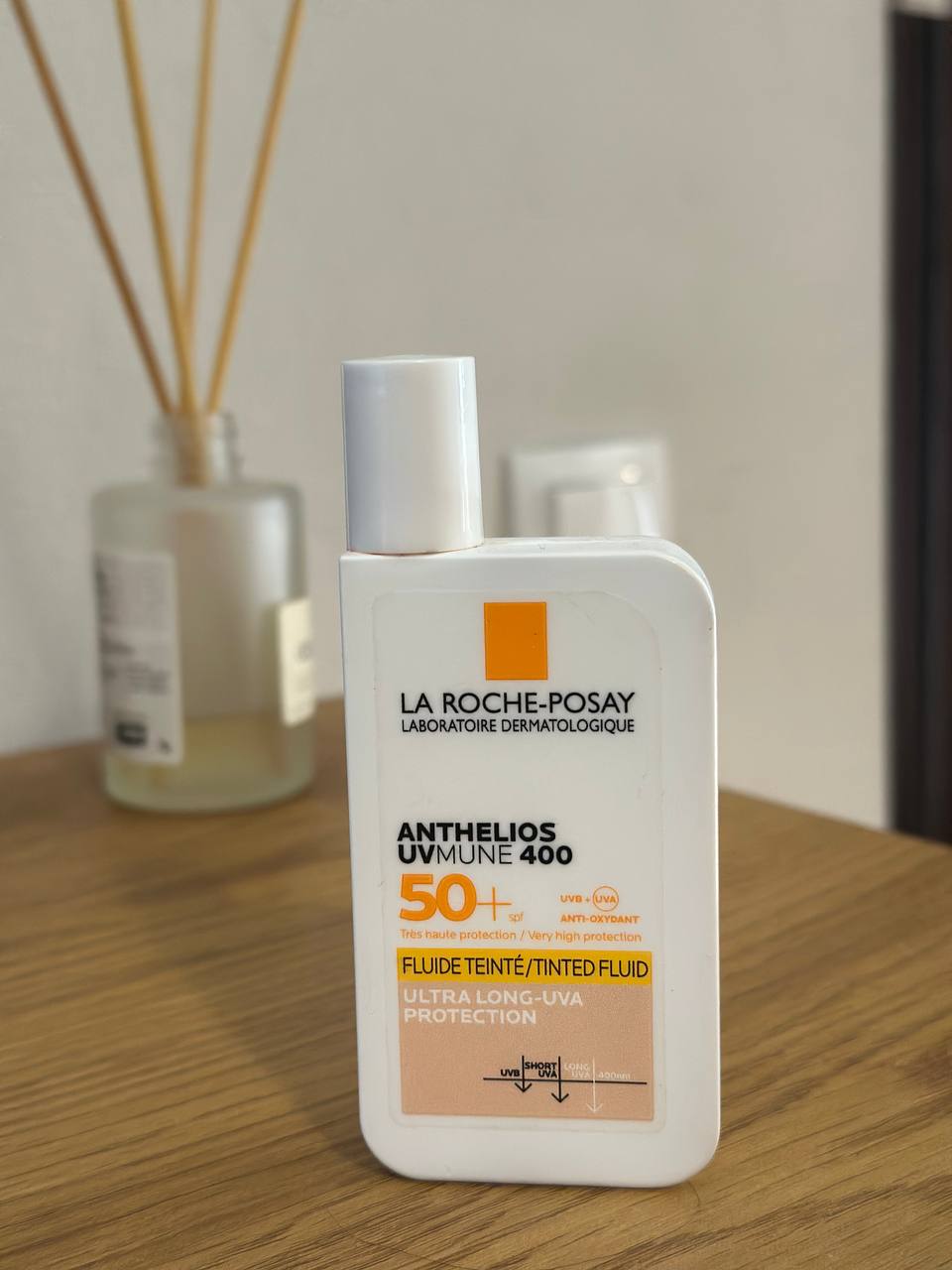 la roche posay spf uv 50 + tinted fluid