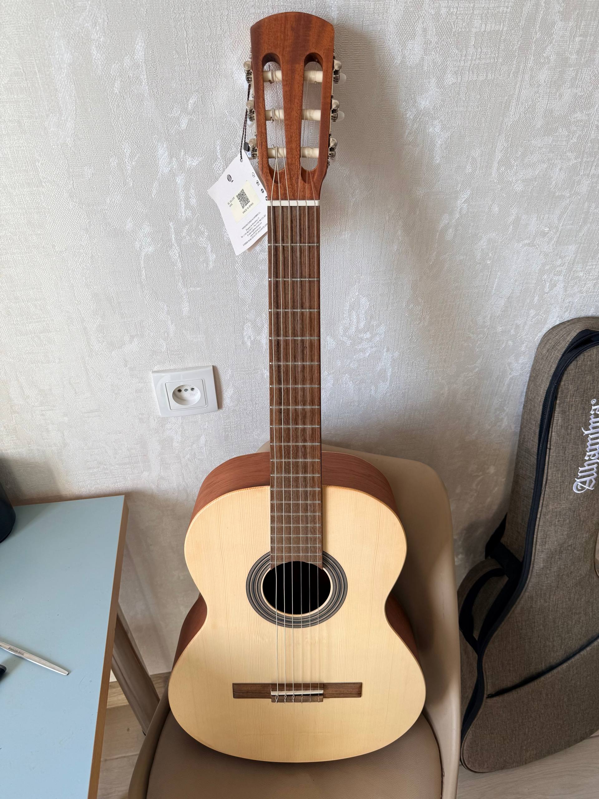 Классическая гитара LAQANT HERITAGE