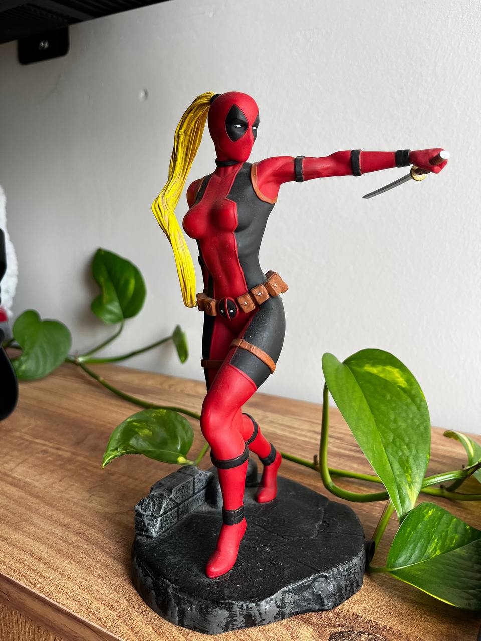 Настольный вентилятор