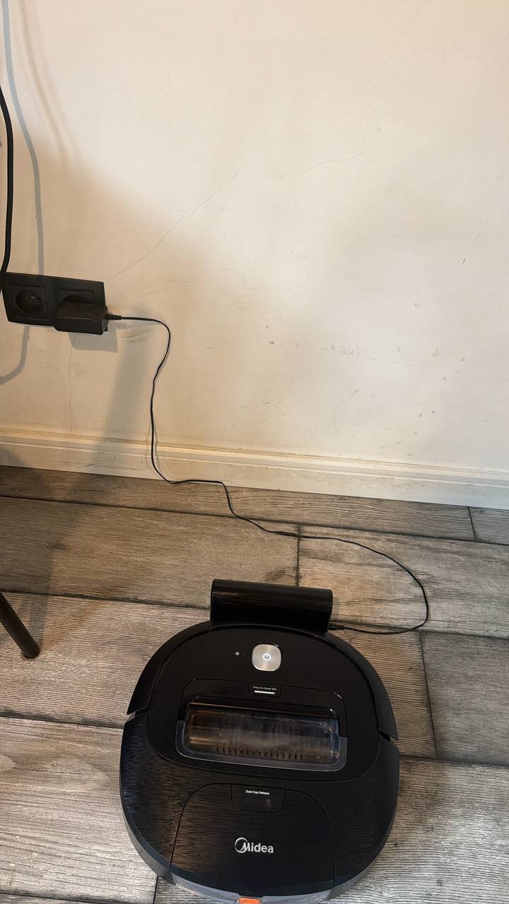 Робот-пылеосос