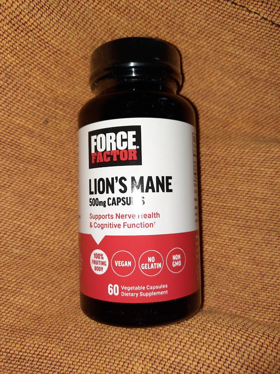 Ежовик гребенчатый