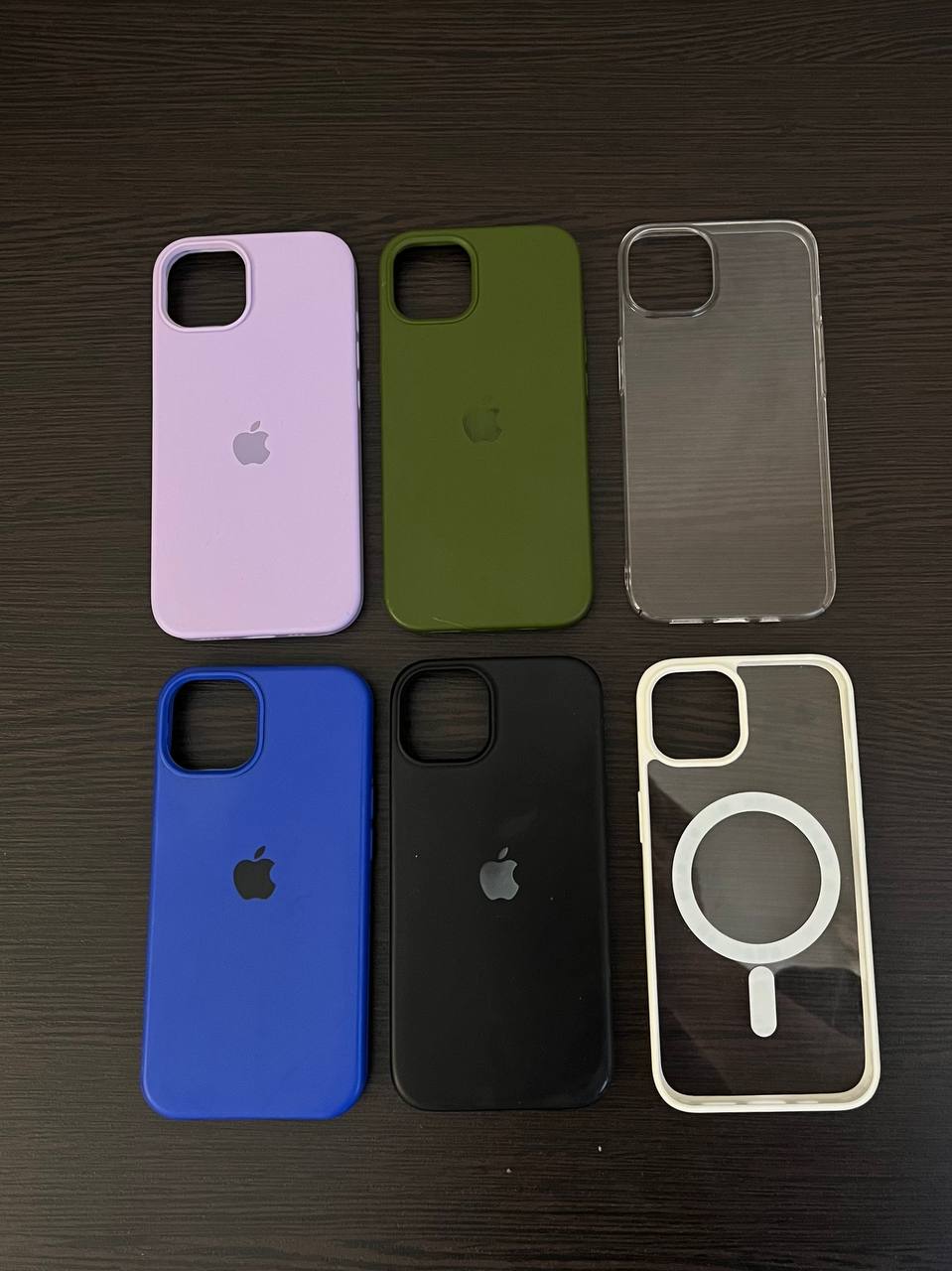 Чехлы на iPhone 13