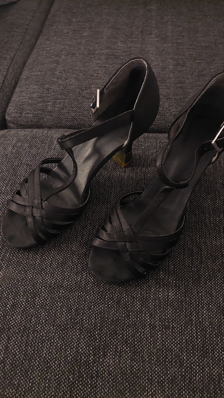 Туфли для бальных и латино-американских танцев