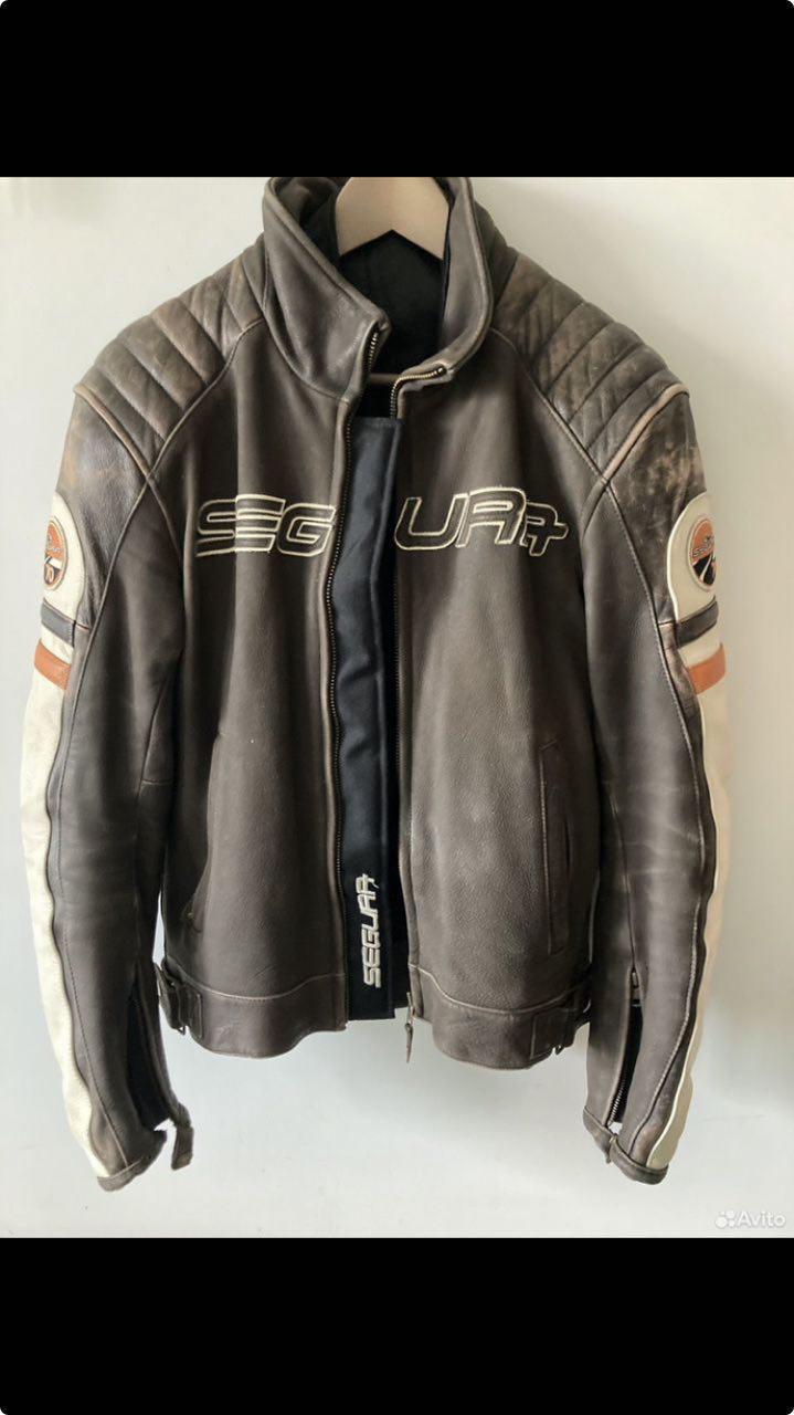 Мотокуртка кожаная в хорошем состоянии
