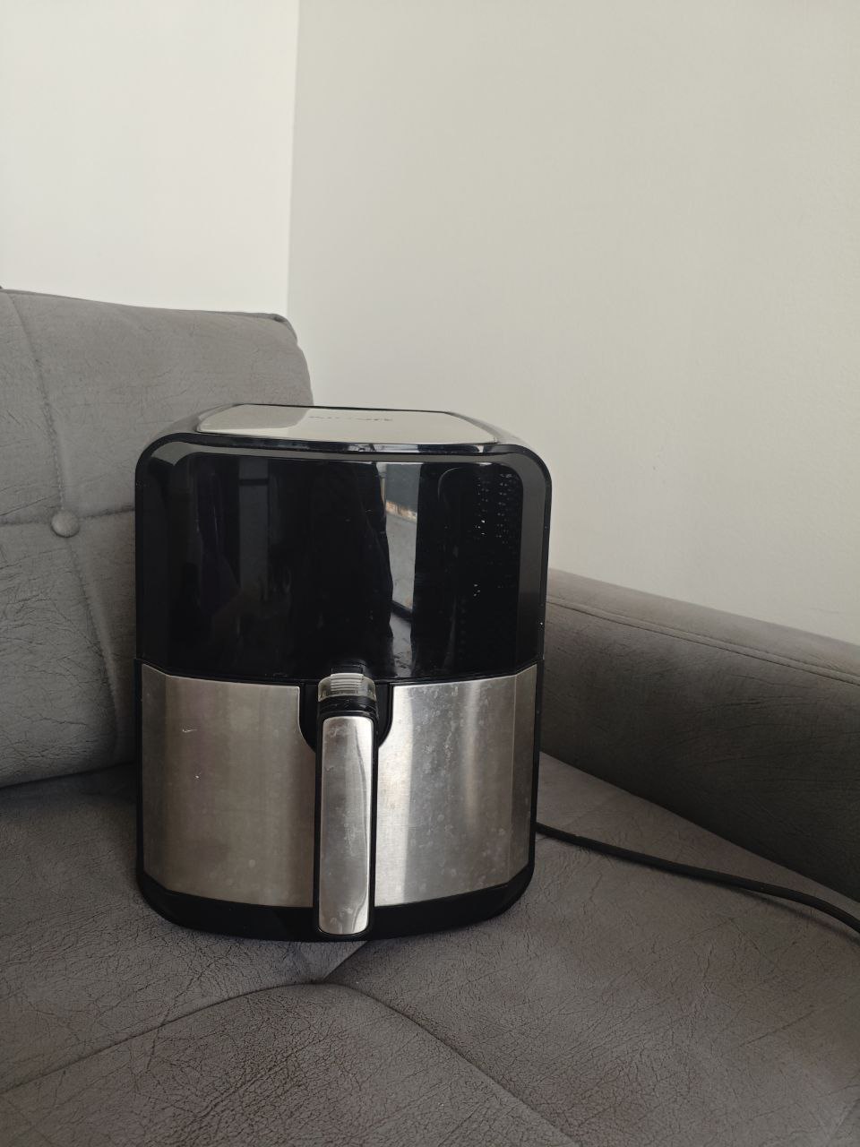 Огромная воронка, флакон-распылитель, стеклянные многоразовые бутылки