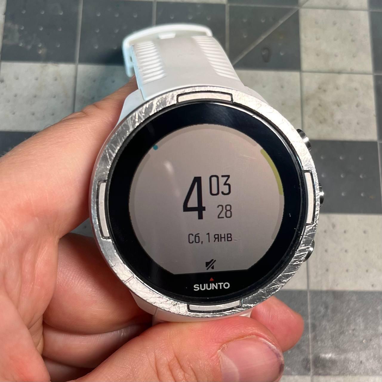 Спортивные часы SUUNTO 9 BARO White