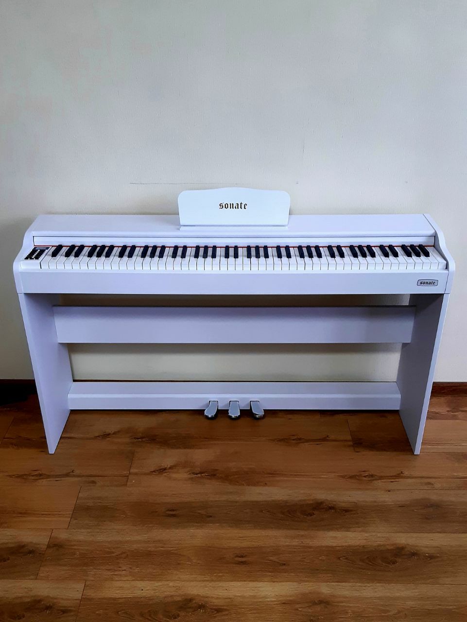 Музыкальные инструменты в аренду