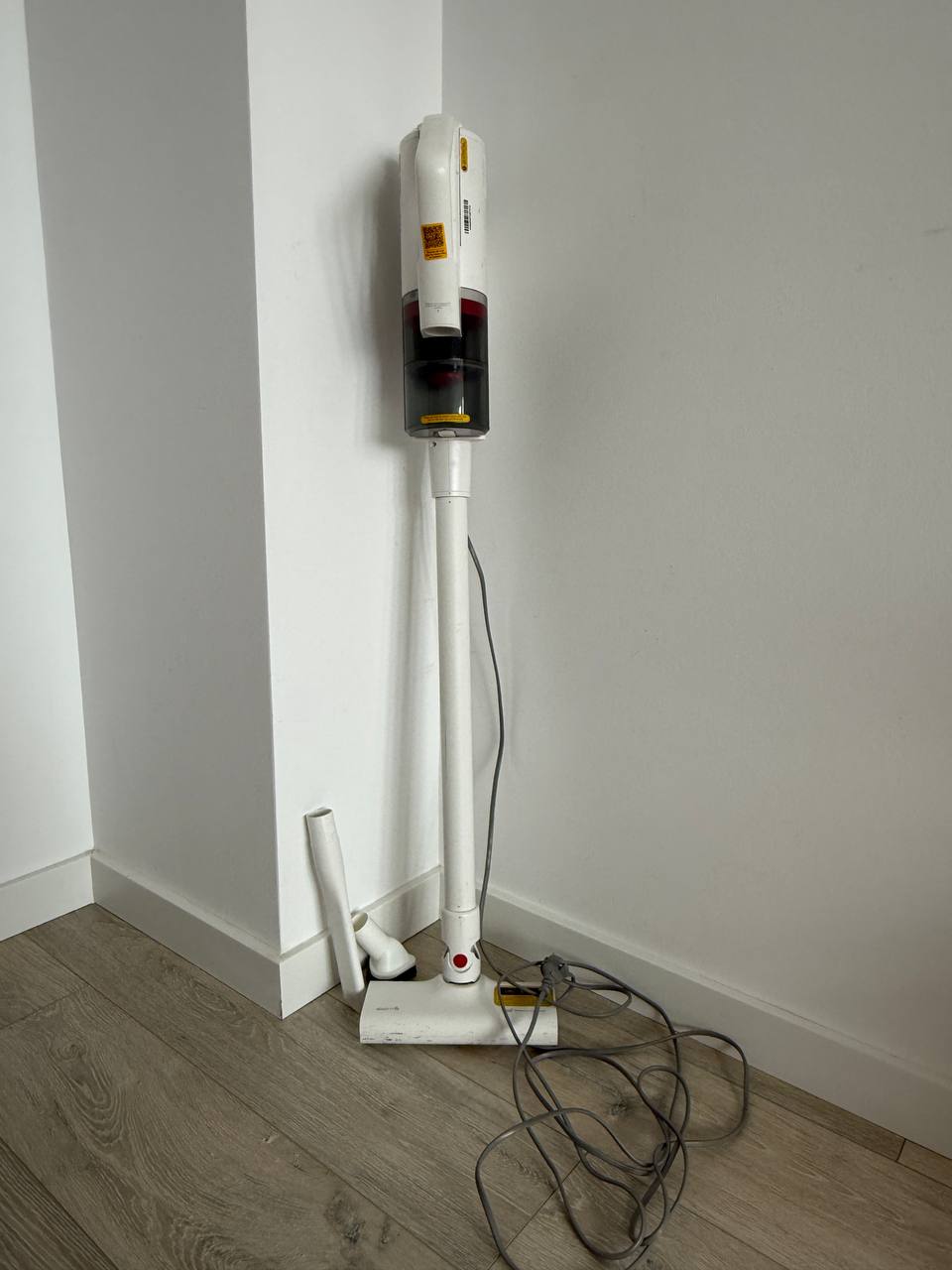 Ручной пылесос Deerma DX888 для полноценной уборки