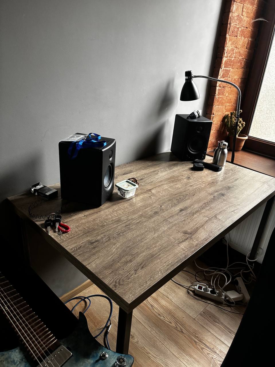 Стол в отличном состоянии