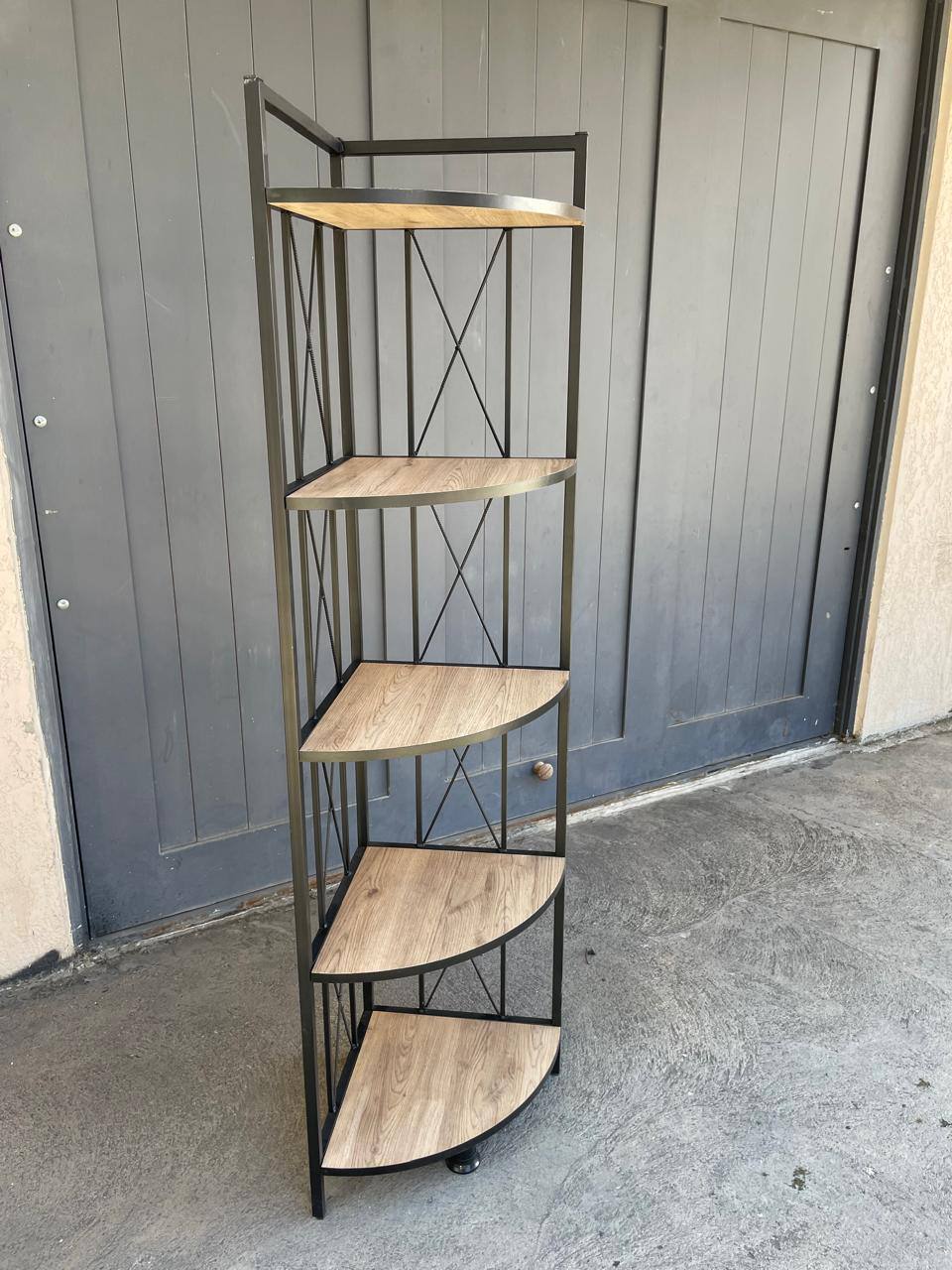 Полка вертикальная