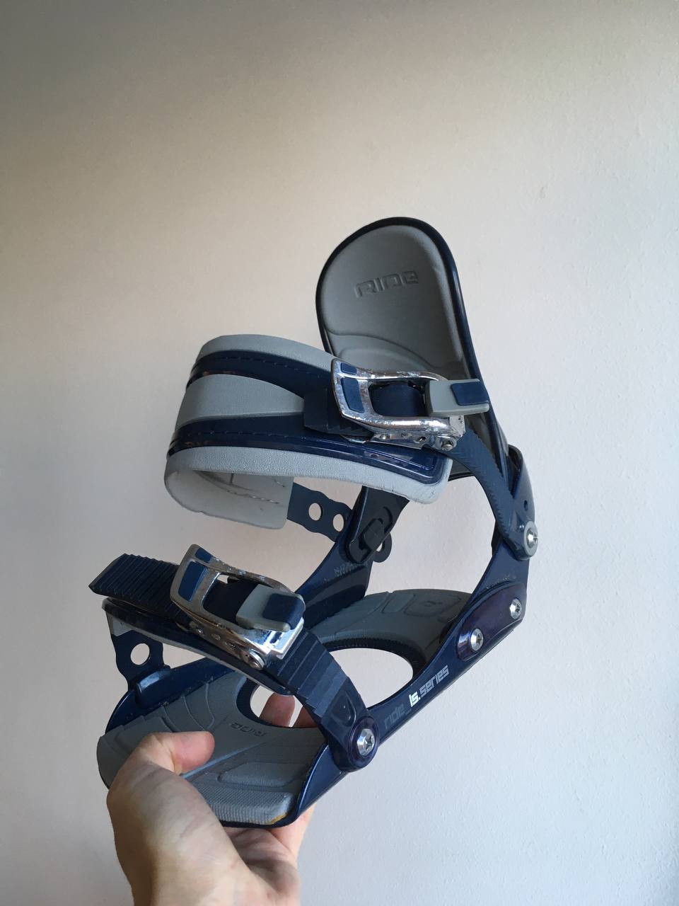 Крепления для сноуборда Ride