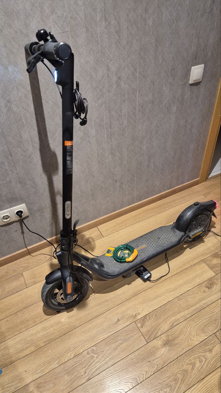 Электросамокат Segway Ninebot F2