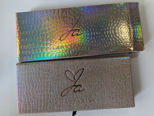 Палетка теней Anastasia Beverly Hills × Jackie Aina