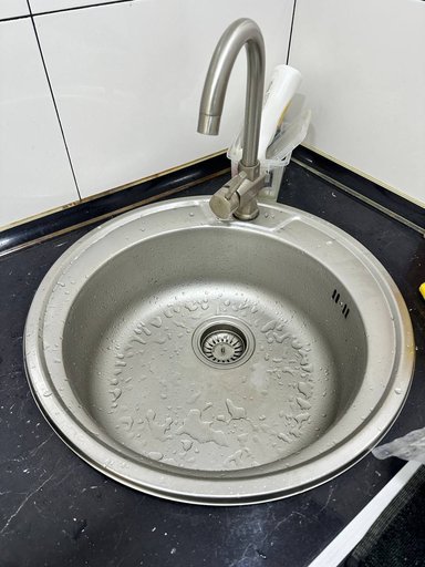 Кухонные раковины в комплекте с кранами