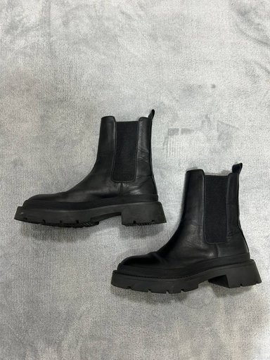 Сапоги Челси на массивной подошве