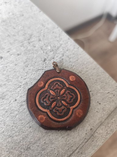 Подвеска в этническом стиле