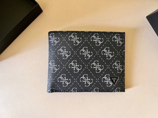 Guess - men wallet