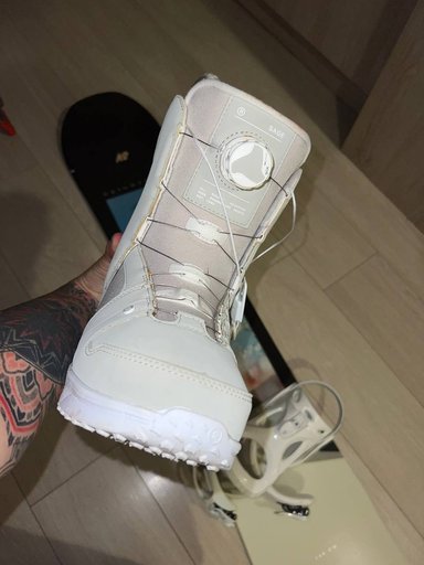 Сноуборд K2 с креплениями и ботами