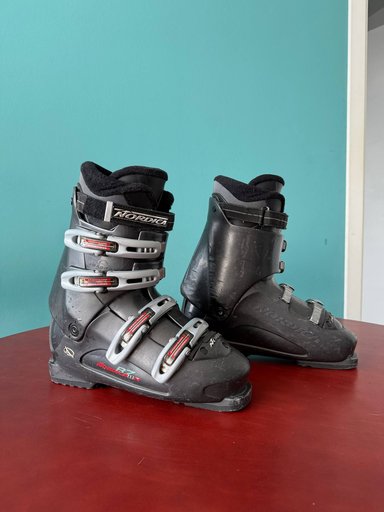 Лыжные ботинки Nordica B7