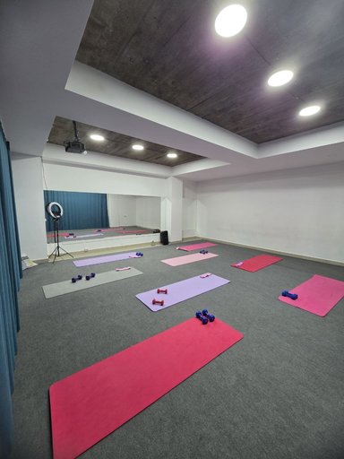 Почасовая Аренда зала-офиса в Тбилиси