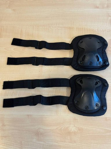 Наколенники