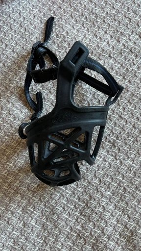 Намордник пластиковый