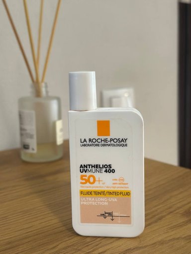 la roche posay spf uv 50 + tinted fluid